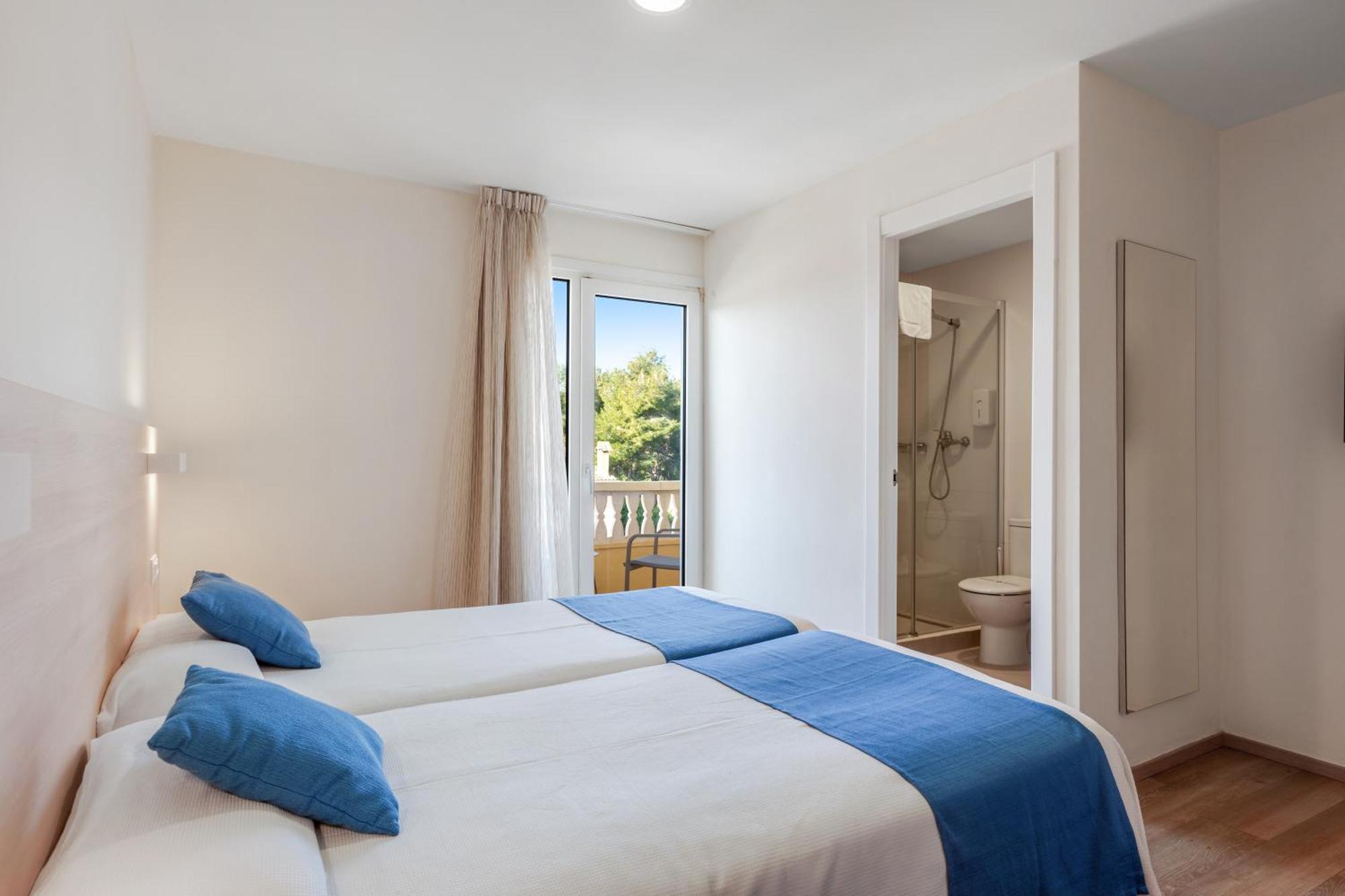 Bluewater Hotel Colonia de Sant Jordi Екстериор снимка