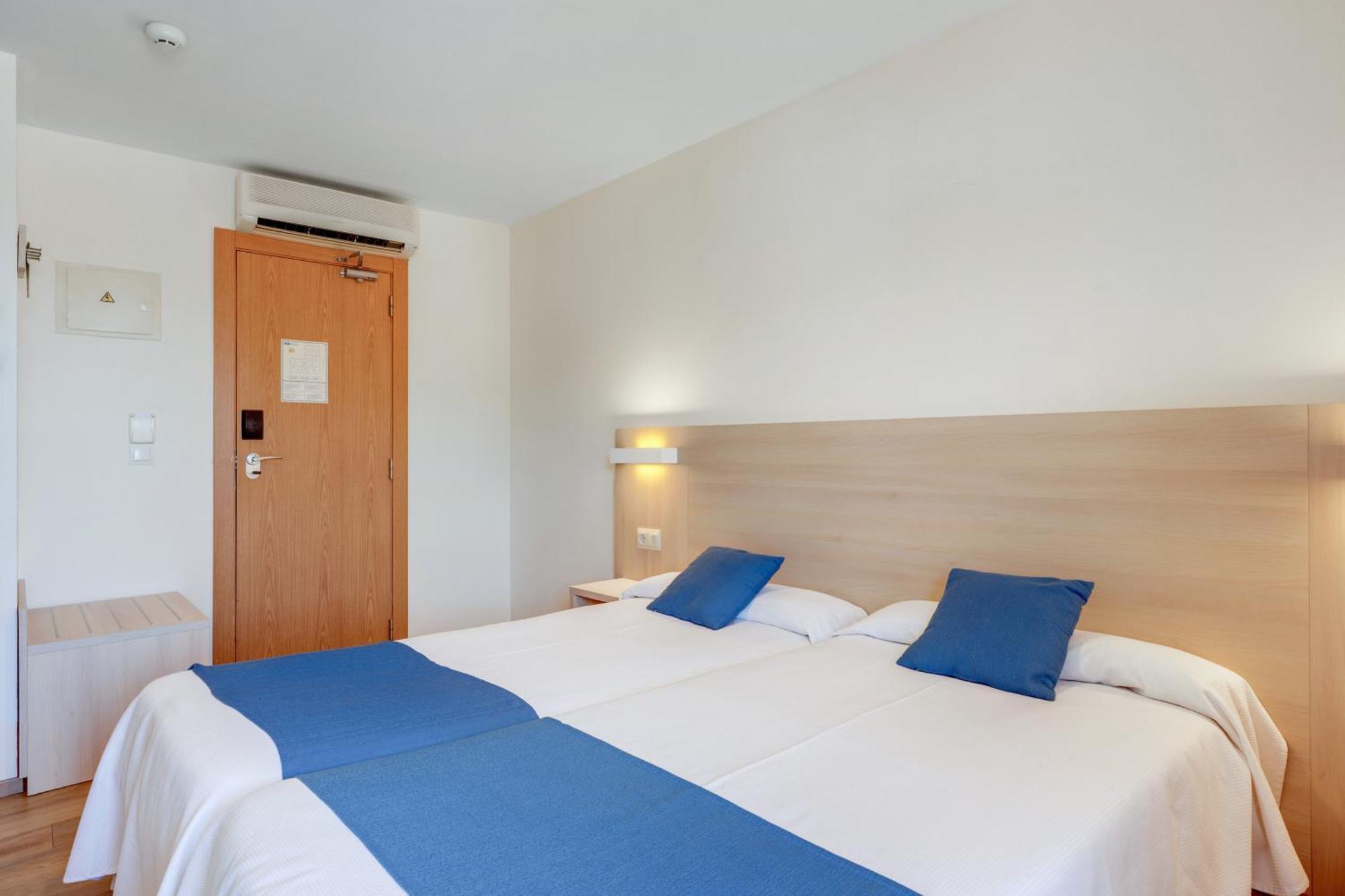 Bluewater Hotel Colonia de Sant Jordi Екстериор снимка